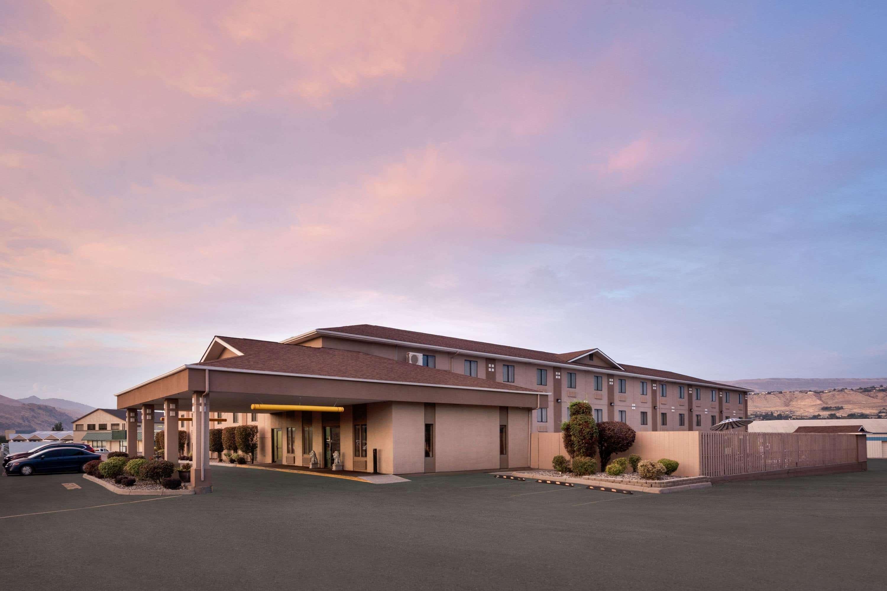 Quality Inn Wenatchee-Leavenworth מראה חיצוני תמונה